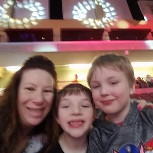 Meet your Posher, Christine